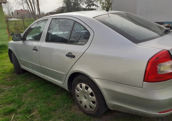 Skoda Octavia cena 14900 przebieg: 277000, rok produkcji 2011 z Grodzisk Mazowiecki małe 46